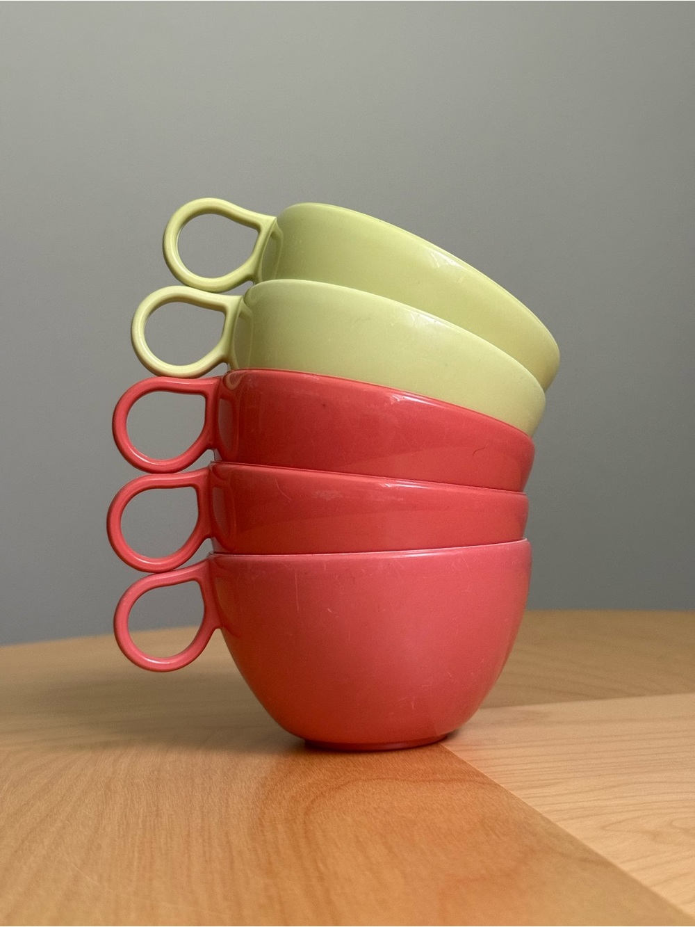 Set of 5 SHEL-GLO Melmac Melamine Vintage MCM c1960s Mugs Tea Cups Green Pink